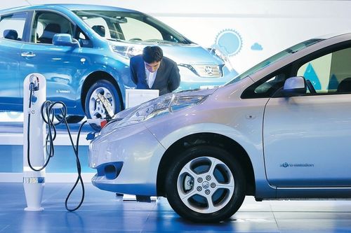 新能源汽車消費(fèi)新趨勢(shì) 購車充電補(bǔ)貼政策推動(dòng)市場(chǎng)繁榮